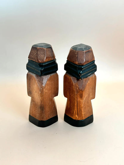 K10143 - Sosaku Doll Pair – Ainu Couple Set
