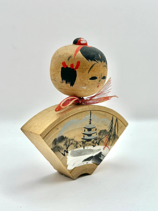 K10034 - Vintage Japanese kokeshi doll