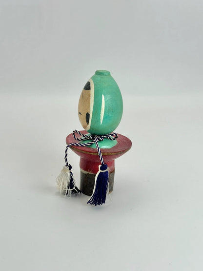K10088 - Vintage sosaku kokeshi doll