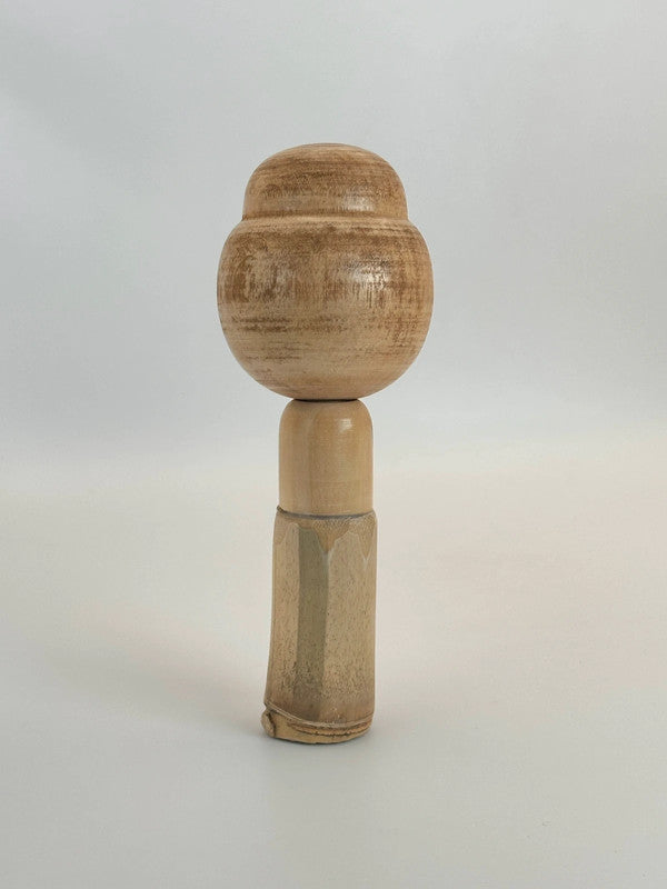 K15064 - Sosaku bamboo Kokeshi doll