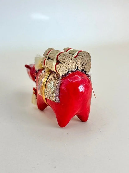 FT191 - Vintage Japanese HARIKO AKABEKO Figure – Red Cow Paper Mache Bobblehead
