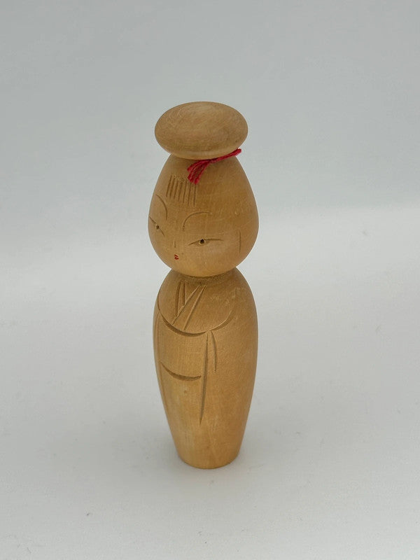 K10012 - Small Kannon kokeshi vintage doll