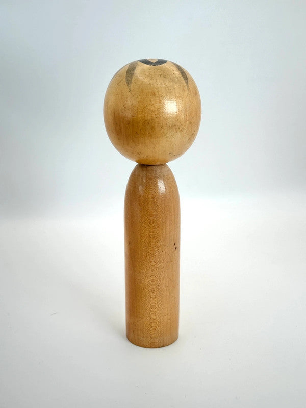K18001 - Sosaku Shingata doll autumn maple