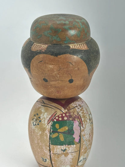 K10107 - Omiyage sosaku kokeshi doll