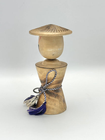 K10052 - Omiyage Onsen kokeshi doll