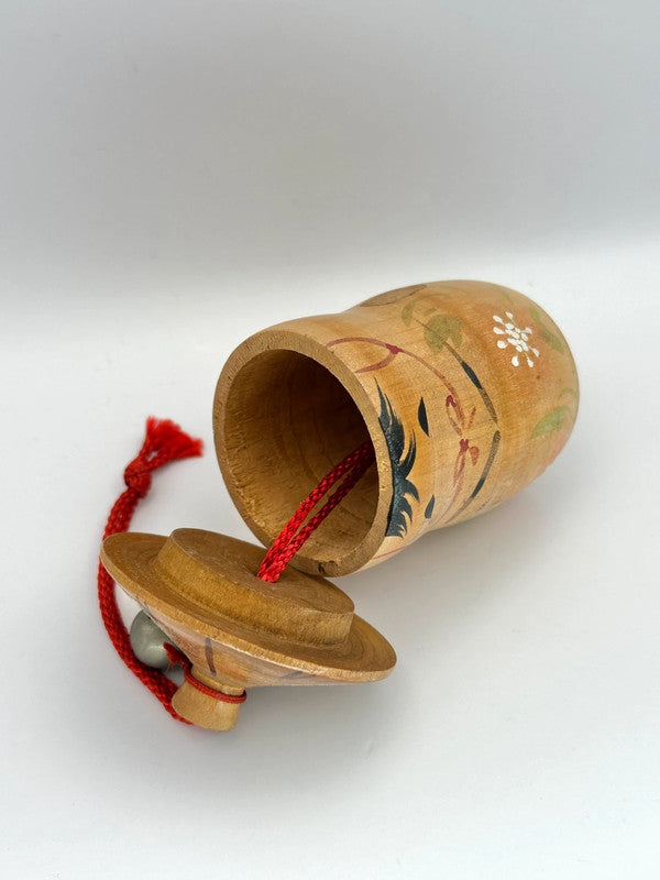 K05004 - Vintage Small Kokeshi box with bell