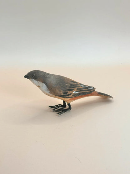 FT152 - Wooden sparrow folk craft