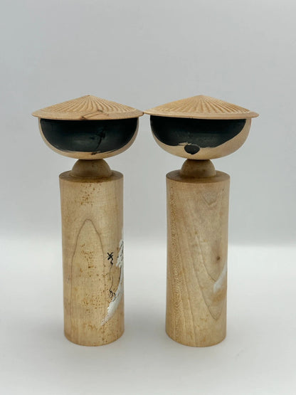 K15027 - Omiyage One pair of onsen souvenirs kokeshi
