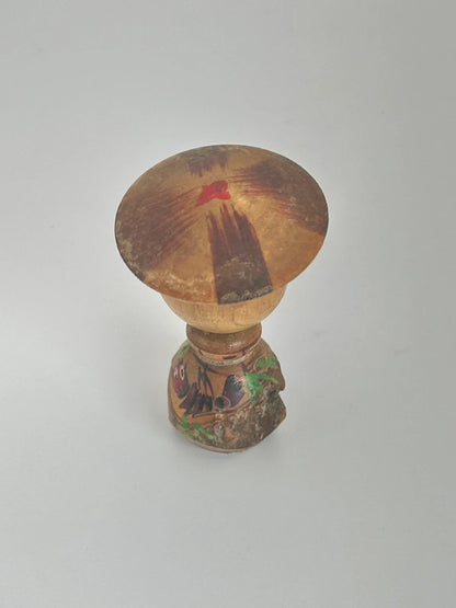 K05024 - Vintage mini omiyage kokeshi