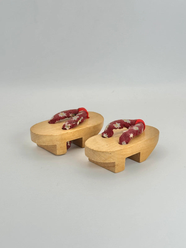FT111 - Vintage Japanese folktoy geta