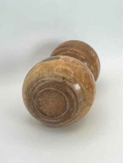 K18078 - Sosaku kokeshi Camellia (Tsubaki)