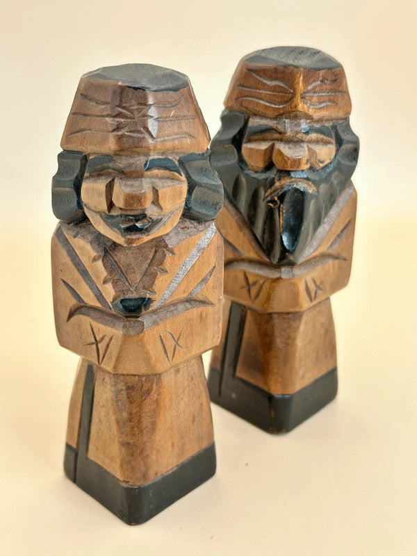 K10143 - Sosaku Doll Pair – Ainu Couple Set