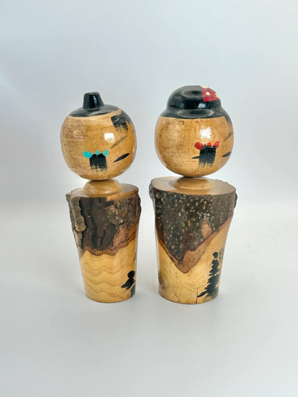 K15063 - Vintage onsen omiyage kokeshi doll