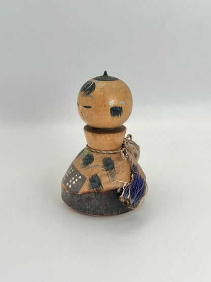K10076 - Vintage omiyage Kokeshi doll