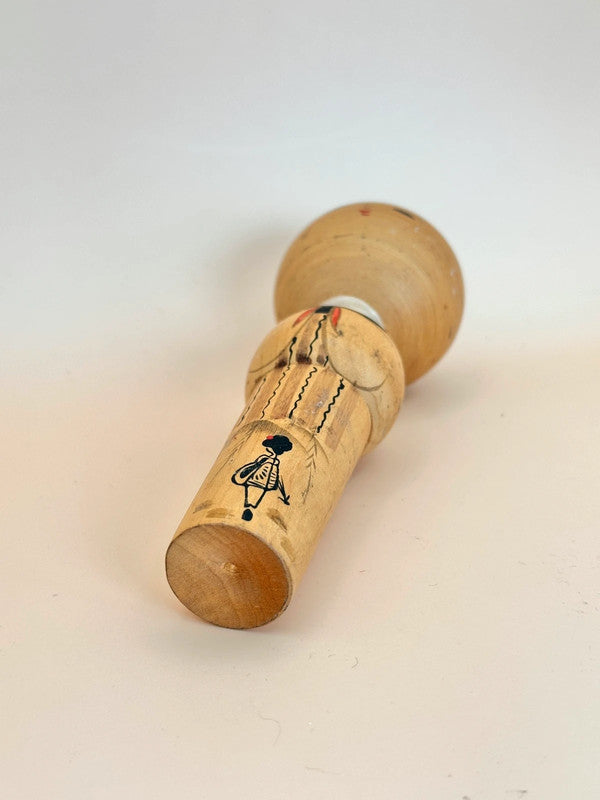 K15072 - Sosaku Kokeshi with Kyoto Maiko