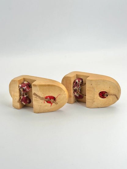 FT111 - Vintage Japanese folktoy geta
