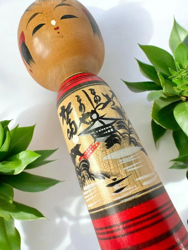 K18017 - Poupée Kokeshi japonaise ancienne et vintage - style traditionnel