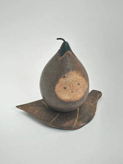 K05035 - Vintage aubergine omiyage doll from Nasua