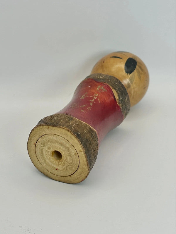 K15022 - Omiyage onsen kokeshi doll