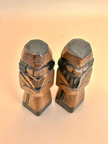 K10143 - Sosaku Doll Pair – Ainu Couple Set