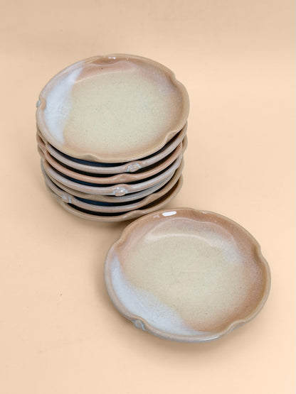 TB373 - Hagi-yaki plates by Tenpōzan 天鵬山