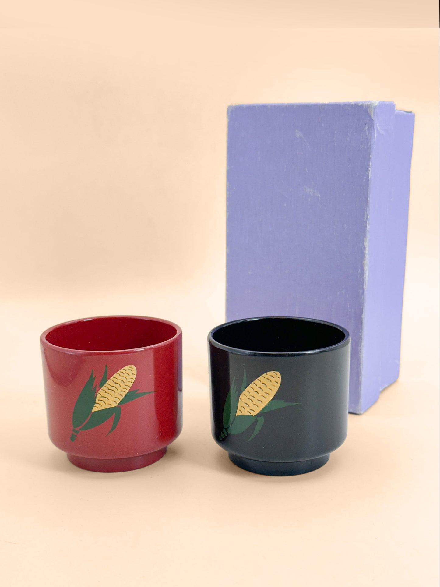 TB390 - Wajima-nuri sake cups 輪島塗