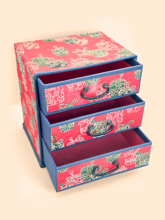 TB423 - Commode à trois tiroirs de style Mingei 和柄箪笥