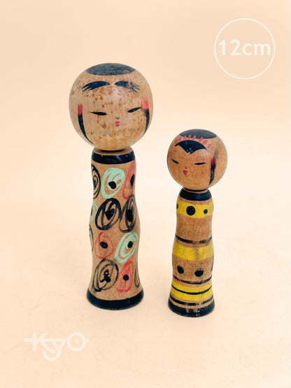 K10246 - Sosaku Kokeshi pair from Hanamaki 花巻