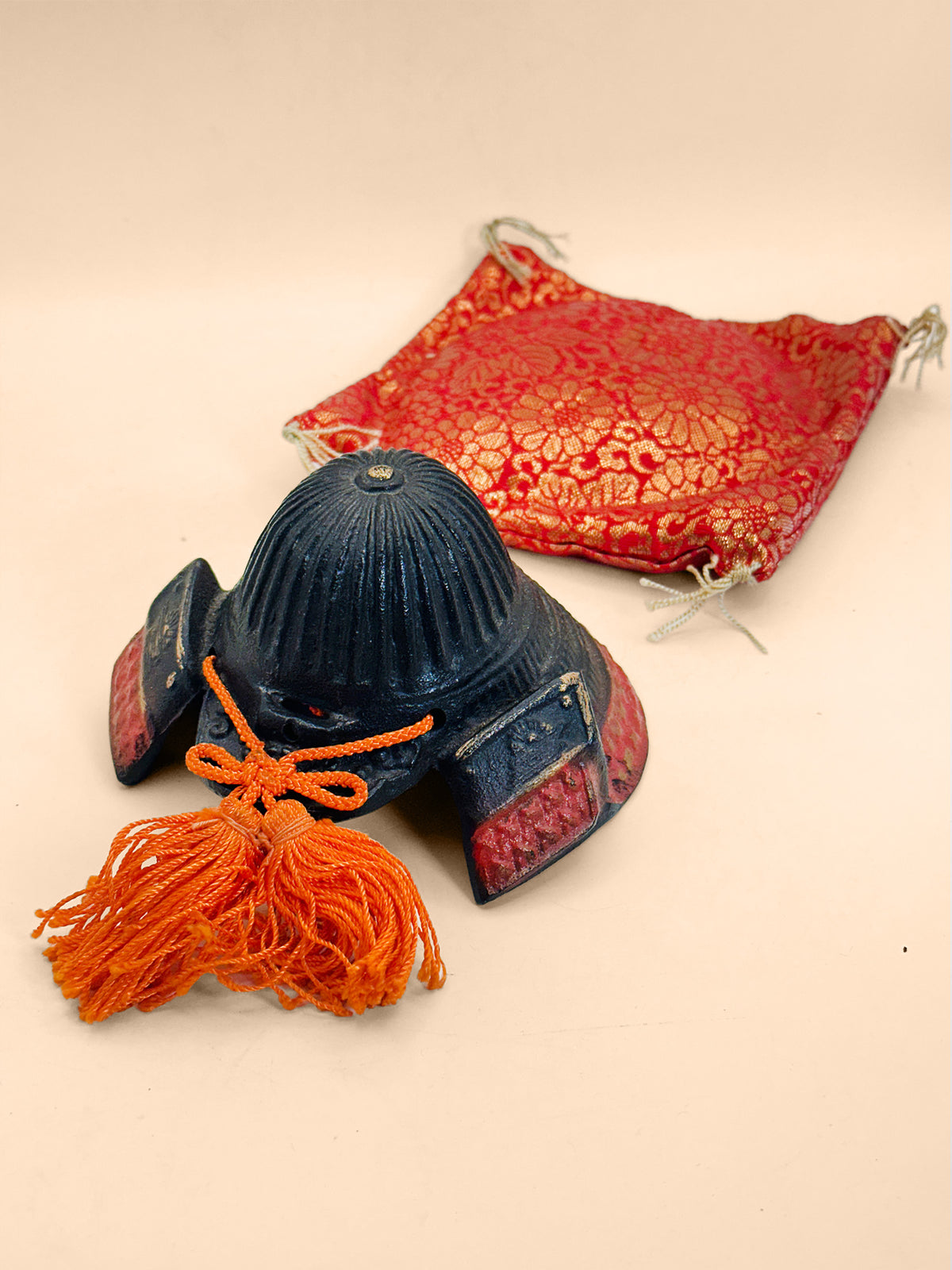 FT623 -  Cast Iron Samurai Helmet Ornament 兜