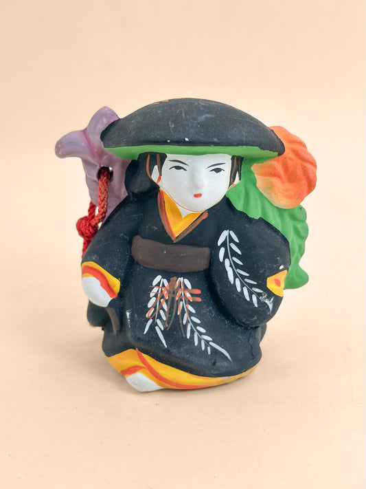 CB322 - Rare clochette en terre cuite Ōtsu-e Dorei de Fuji Musume