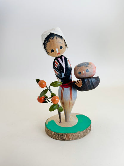 K15113 - Kokeshi Mikan Omiyage de Shirahama 白浜