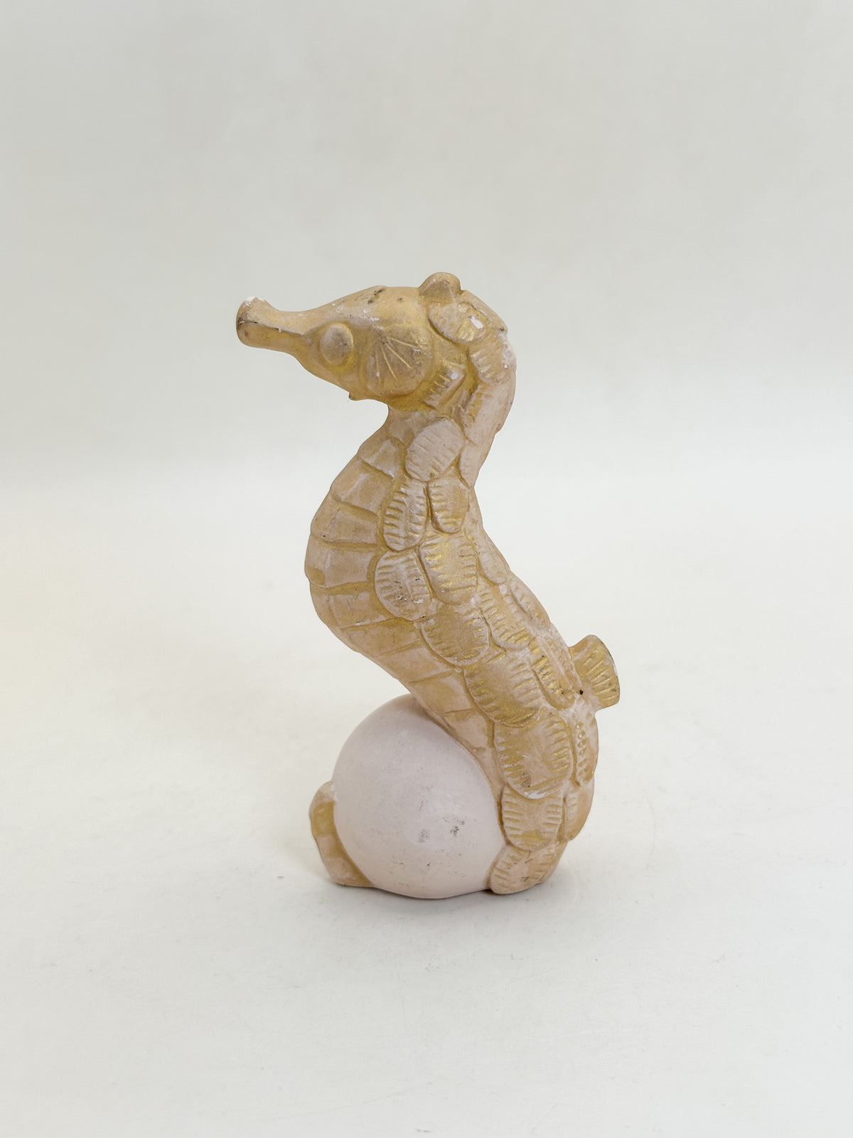 FT599 - Seahorse Hakata doll 博多人形