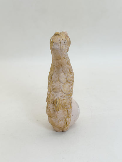 FT599 - Seahorse Hakata doll 博多人形