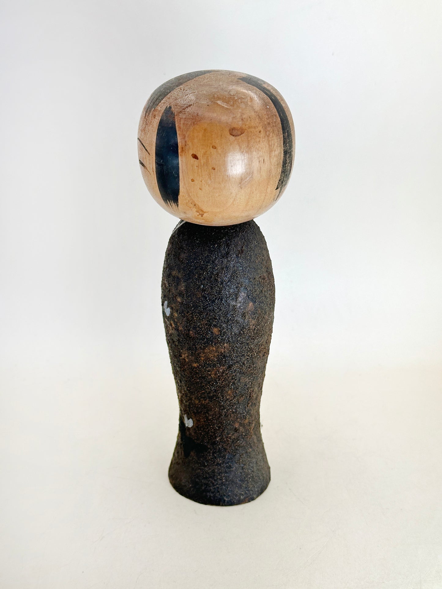 K20152 - Kokeshi Sosaku de Kiyohara Takao 清原たかを