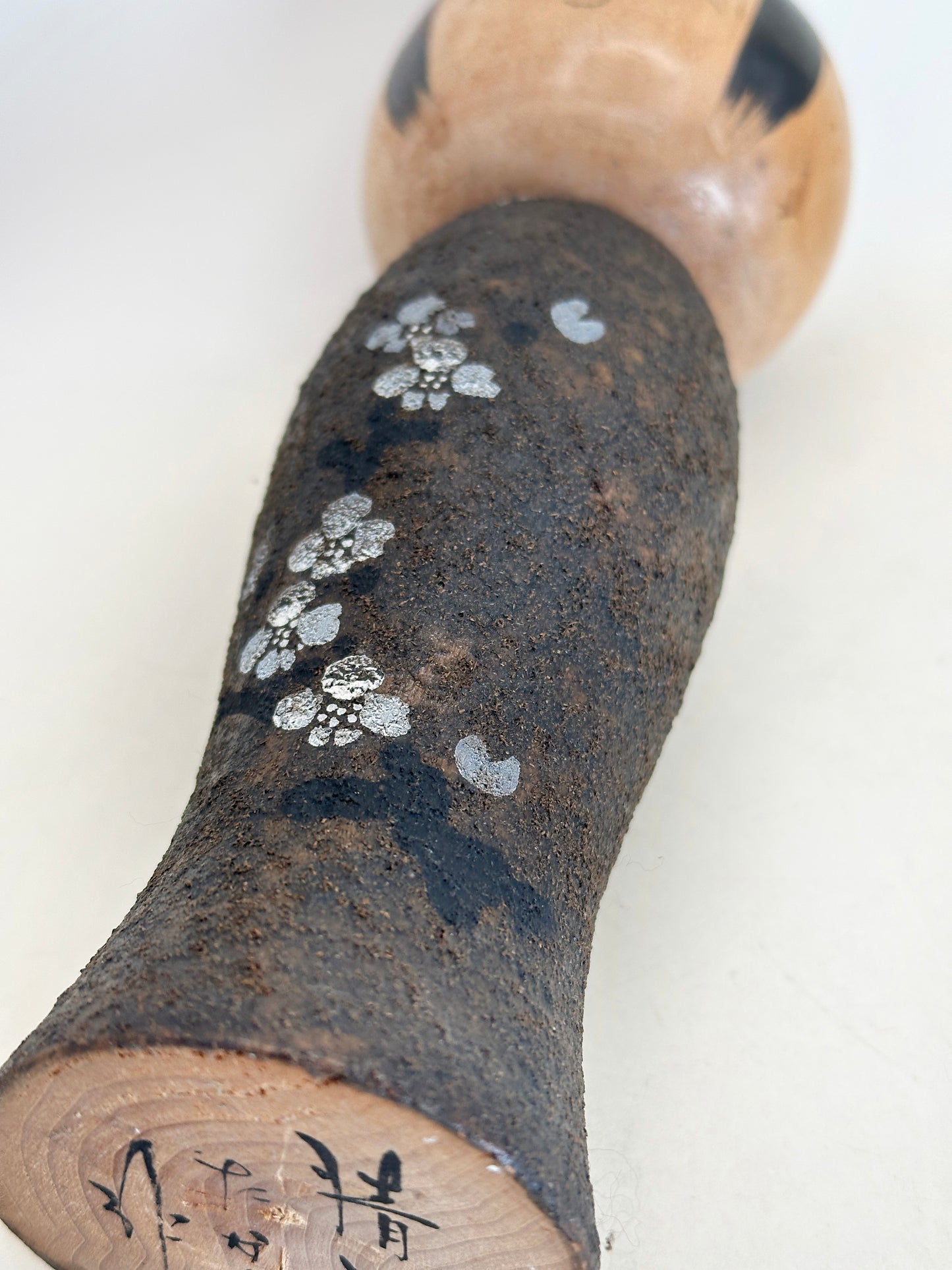 K20152 - Kokeshi Sosaku de Kiyohara Takao 清原たかを