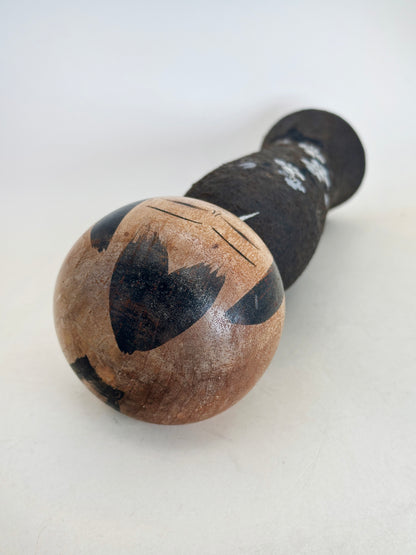 K20152 - Kokeshi Sosaku de Kiyohara Takao 清原たかを