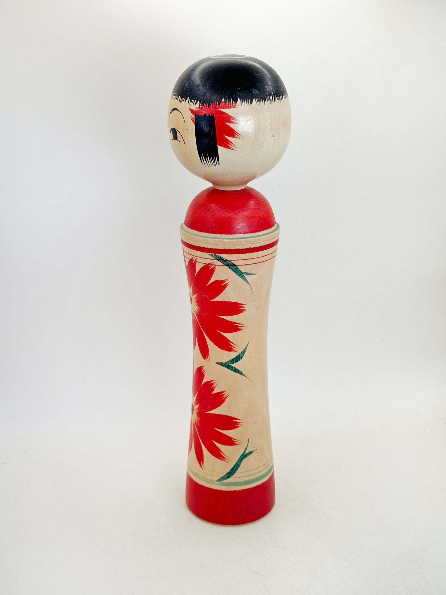 K30044 - Naruko Kokeshi par Mamoru Izu 伊豆護