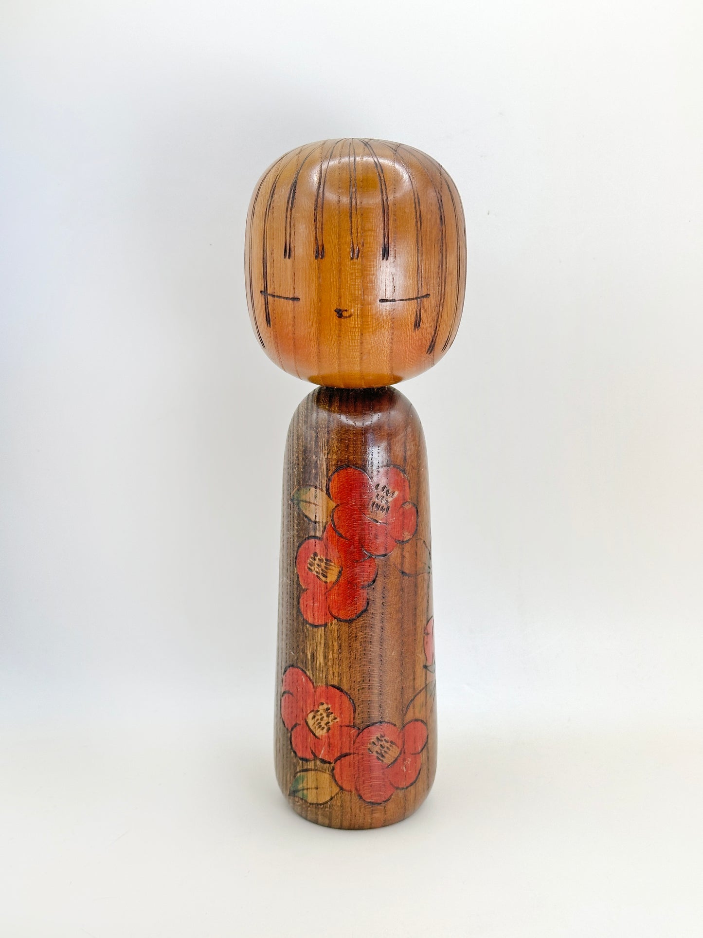 K25107 - Sosaku Kokeshi by Tsujita Ryōzō 辻田亮三