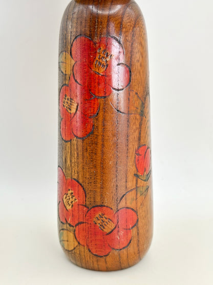 K25107 - Sosaku Kokeshi by Tsujita Ryōzō 辻田亮三