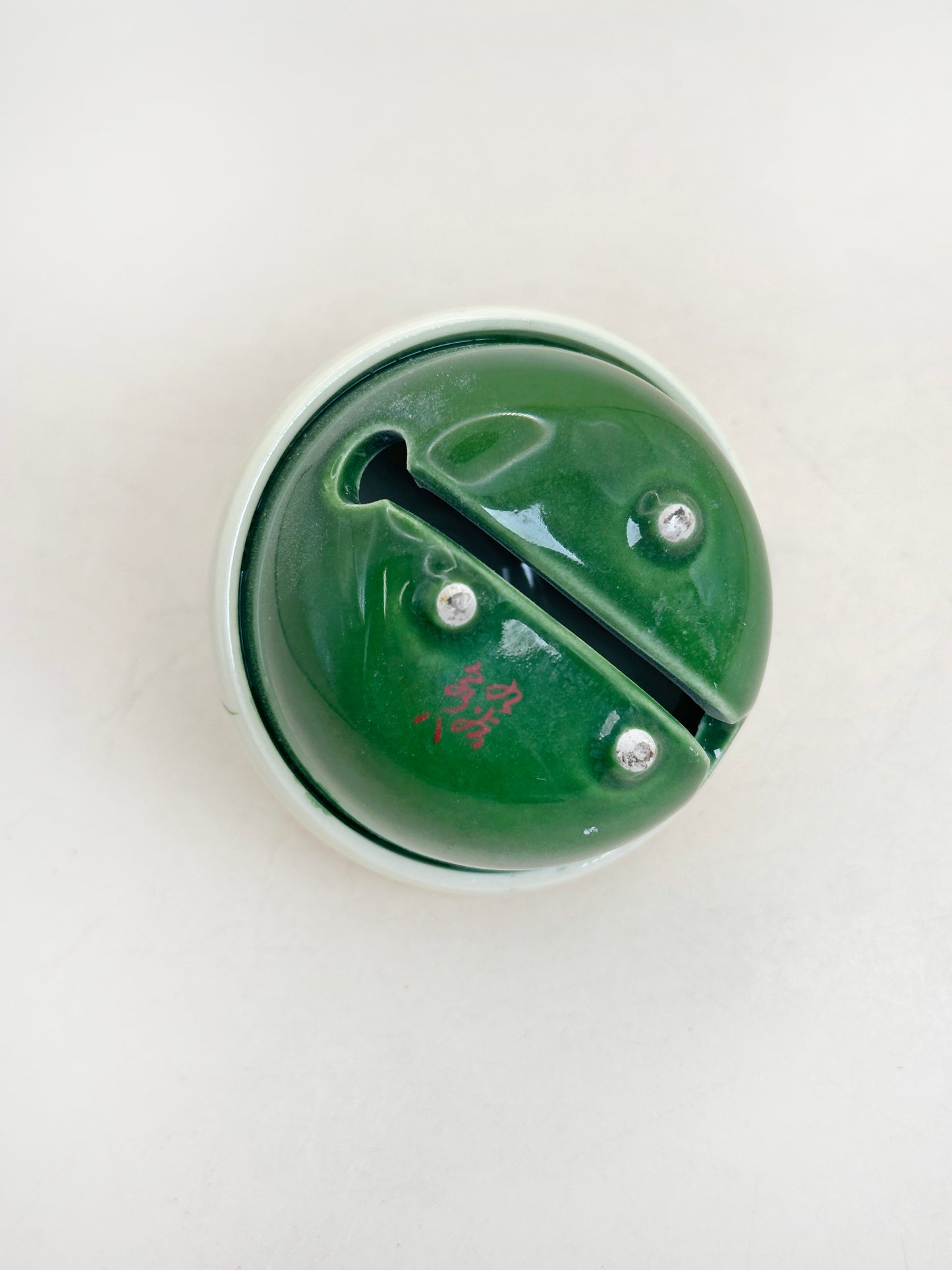 CB261 - Clochette Dorei en porcelaine de Kutani 九谷焼
