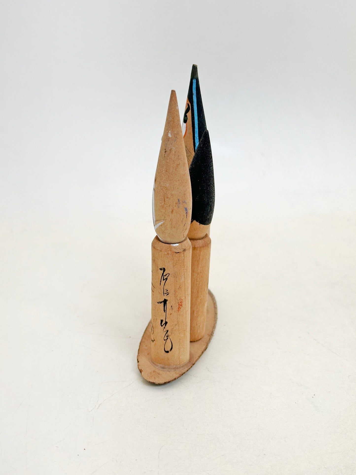 K10221 - Omiyage Kokeshi des chutes de Shiraito 白糸の滝