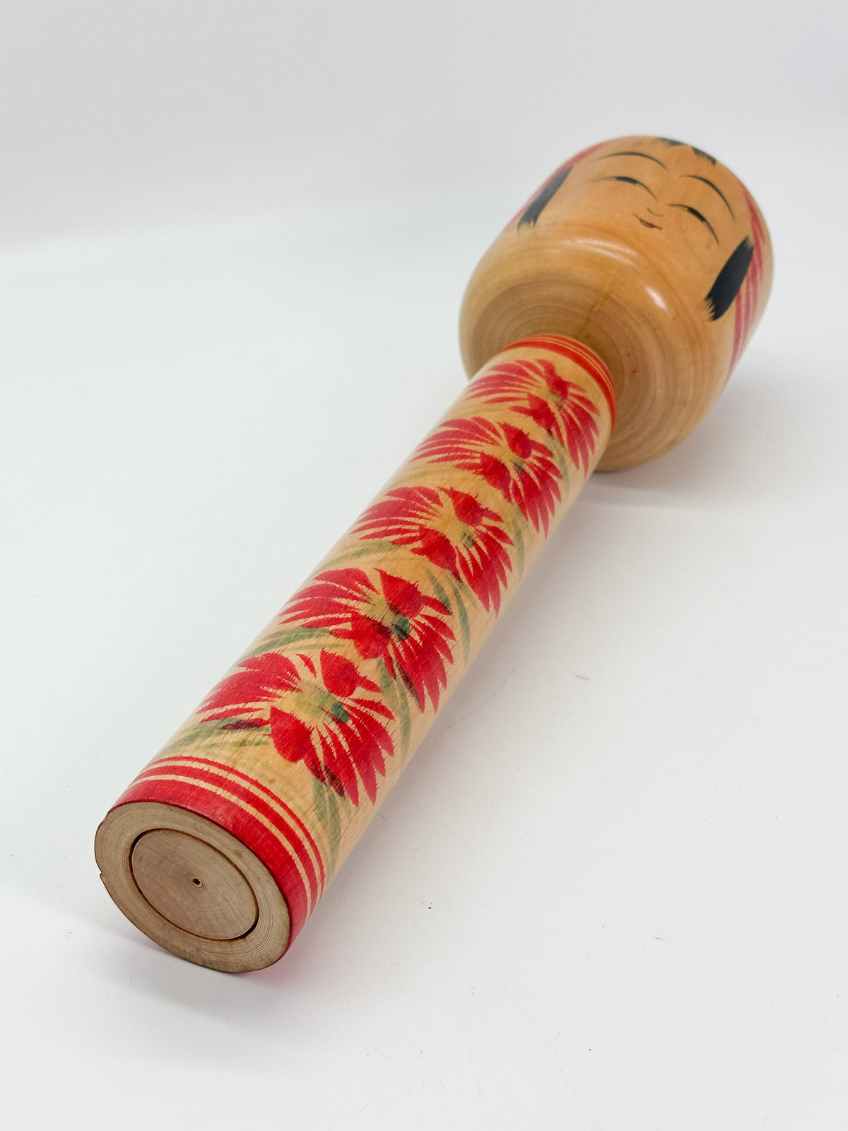 K35021 - Traditional Togatta kokeshi by Fumio Sato 佐藤文男