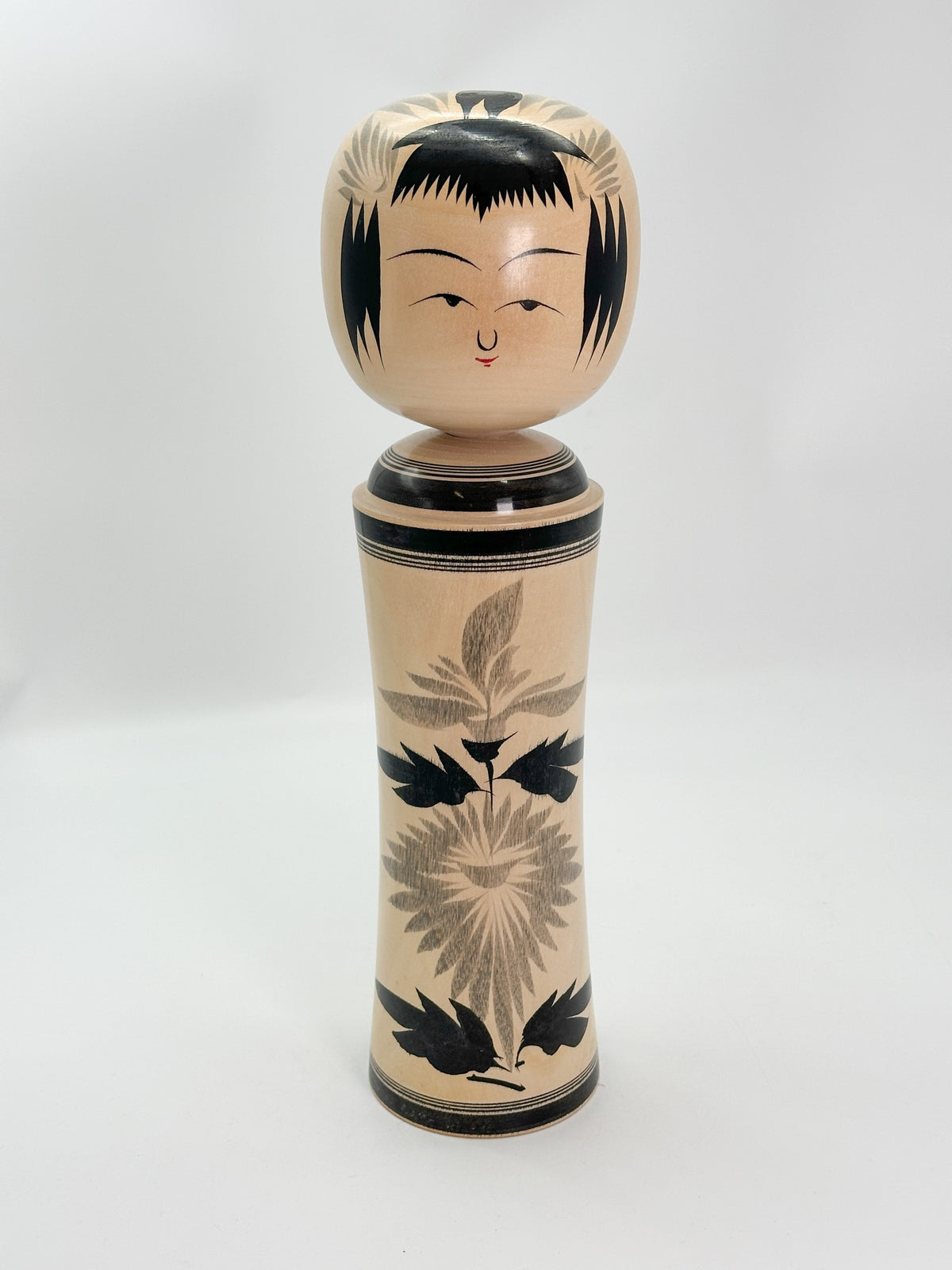 K35028 - Naruko Kokeshi by Toshio Sato 佐藤俊雄