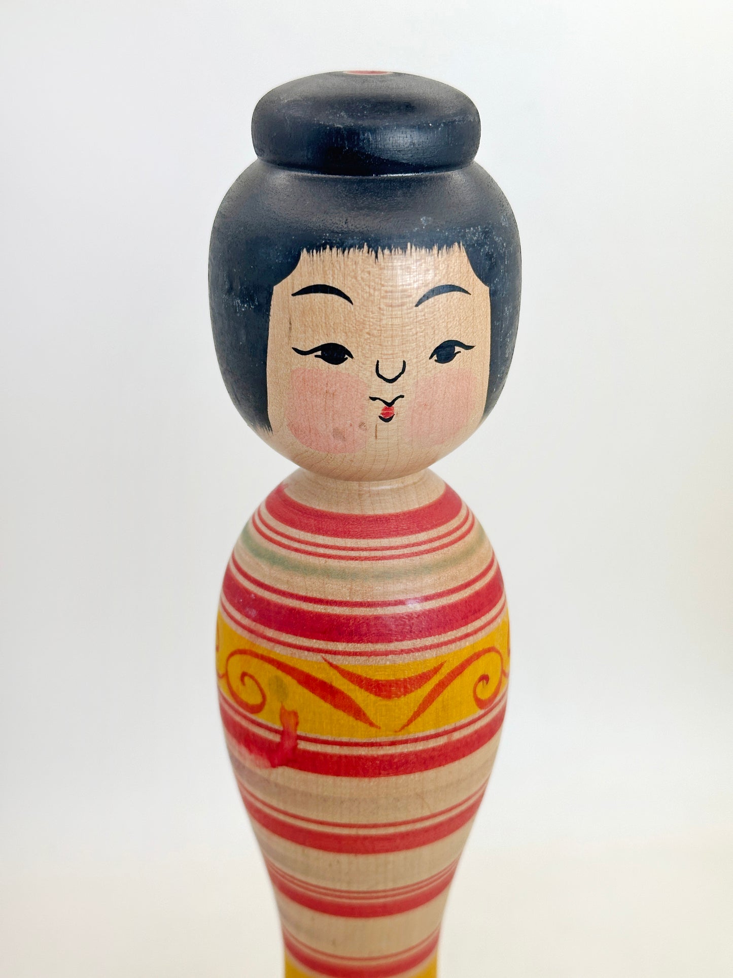 K25170 - Kokeshi de Tsugaru traditionnelle par Yoshiki Sato 佐藤佳樹