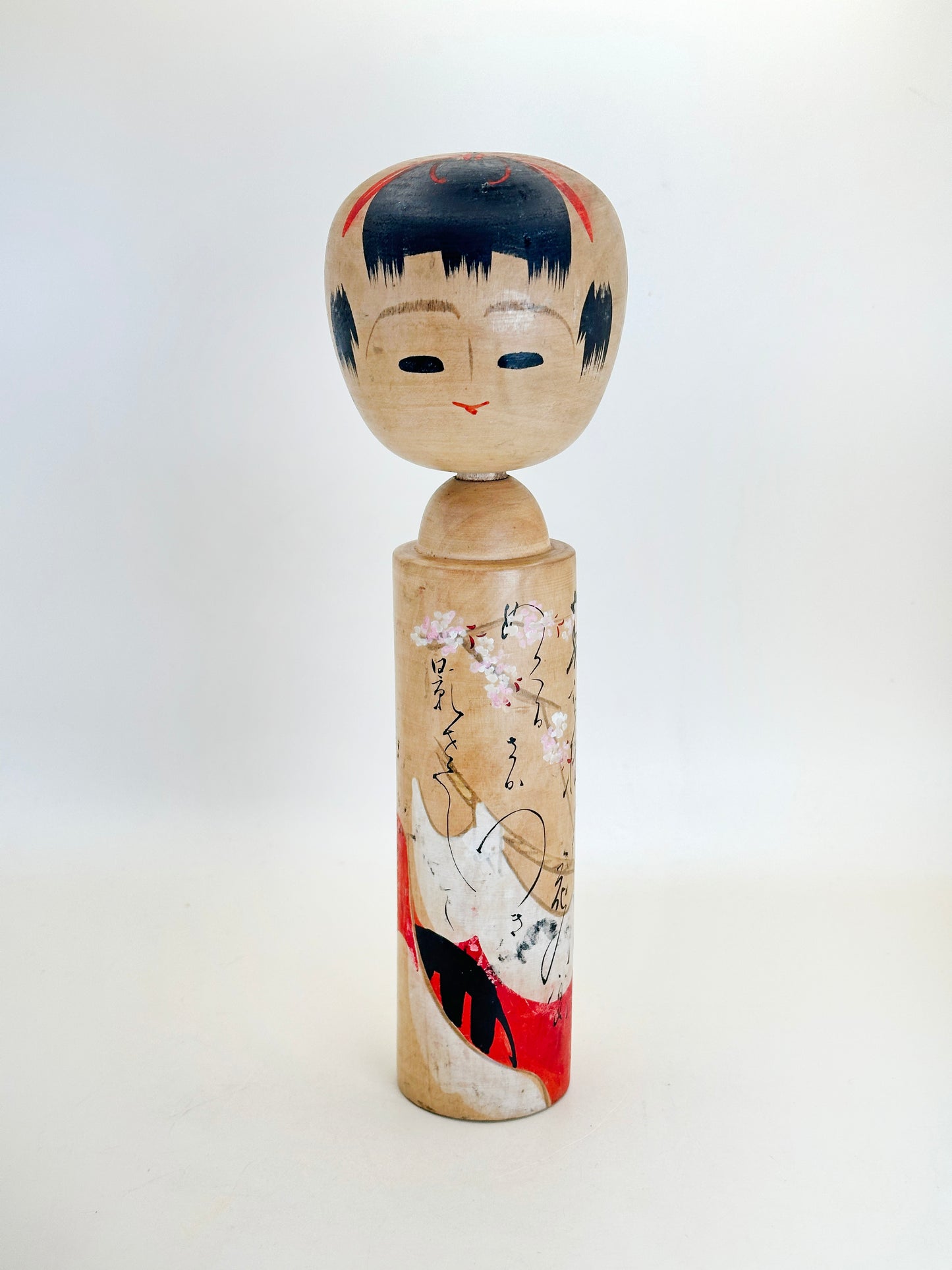 K25111 - Shingata Kokeshi with Sakura Motif by Seizan 靜山
