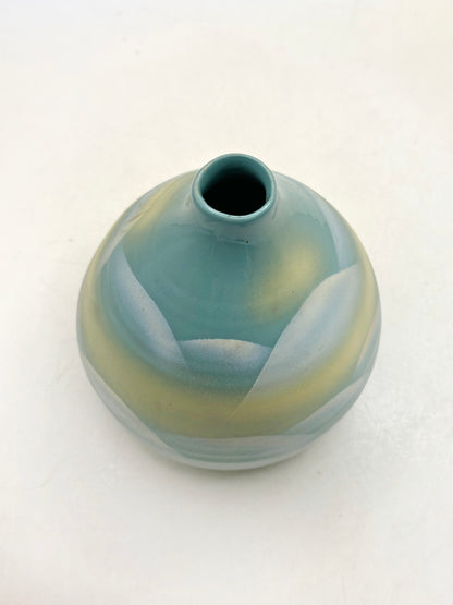 TB284 - Vintage Kutani-yaki Flower Vase 九谷焼