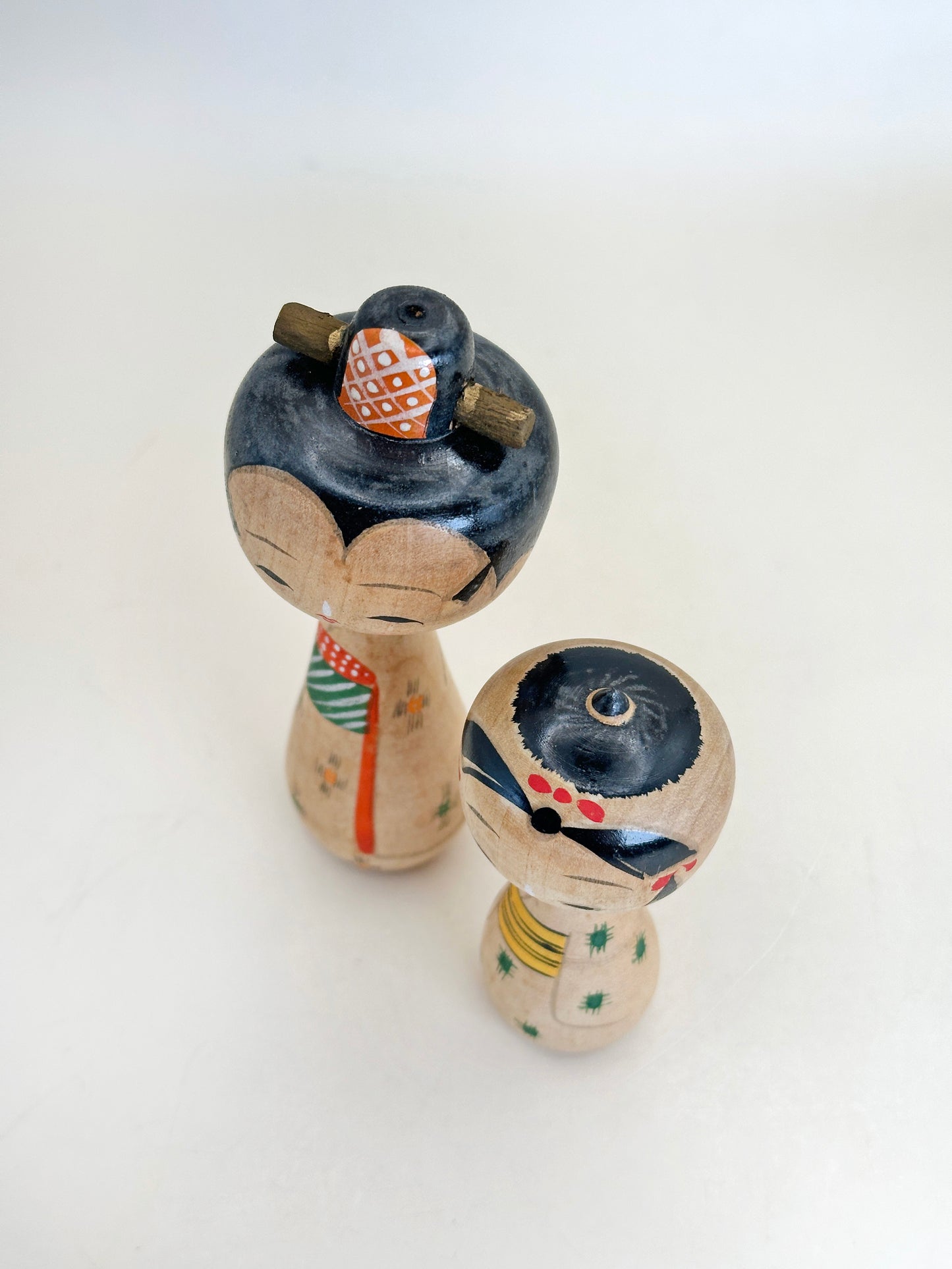 K10178 - Sōsaku Kokeshi set by Sasayama Masue 笹山益惠