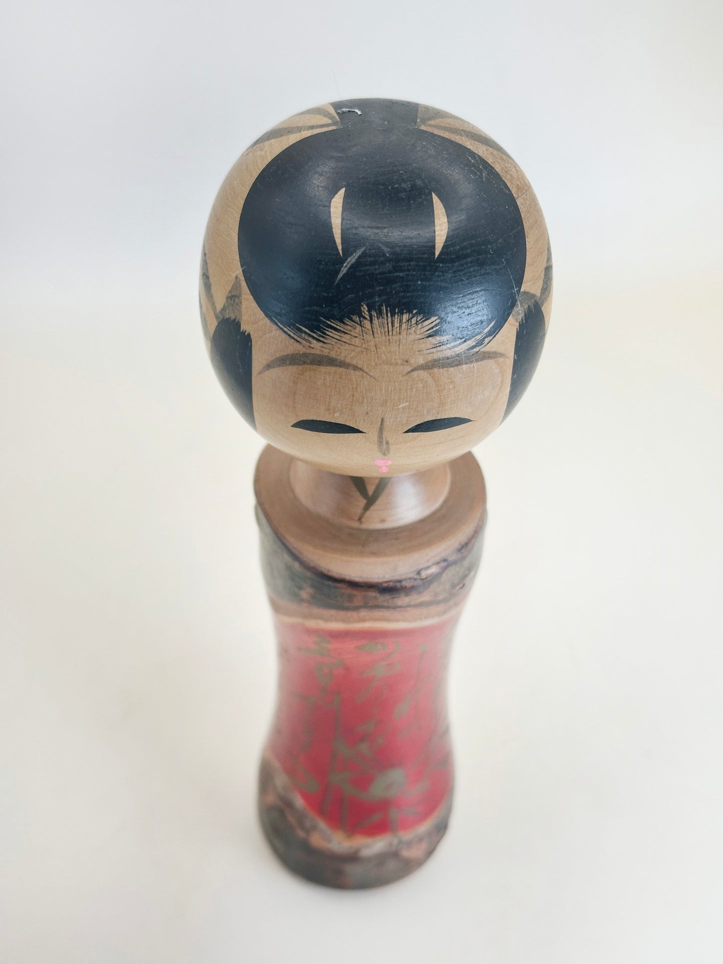 K18136 - Sosaku Shingata by Takahashi Tatsuro 高橋達郎