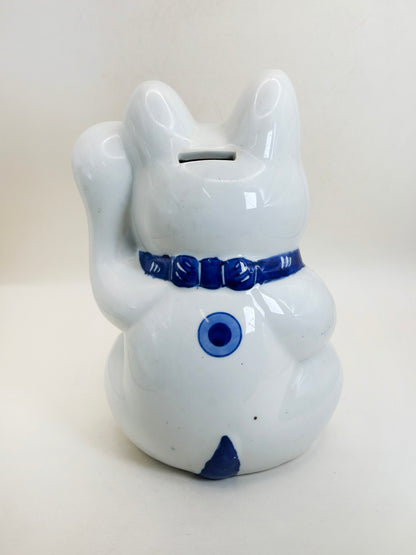 FT592 - Arita-yaki Blue & White Maneki Neko 有田焼