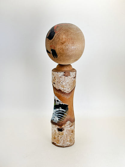 K25114 - Omiyage kokeshi of Shirakaba Lake 白樺湖